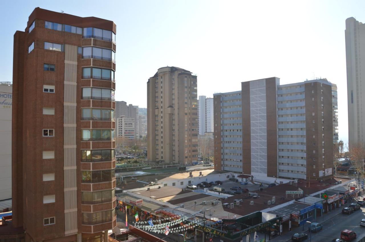 Apts Ara With Pool Benidorm Exterior foto